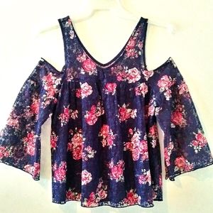 ALMOST FAMOUS LACE OPEN SHOULDER SHIRT